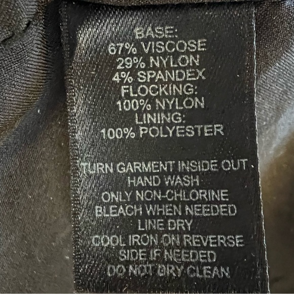 White House Black Market gray polka dot pencil skirt Straight skirt Size 8 - Picture 4 of 4